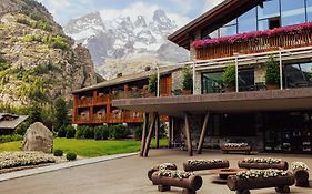 Grand Hotel Courmayeur Mont Blanc, By R Collection Hotels